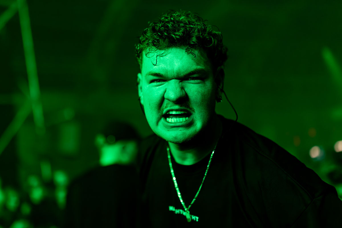 Loading... just a sec